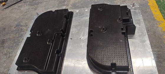 ISO9001 装飾用ストライプ 高強度 Eps 泡型 表面コーティング付き アルミ合金